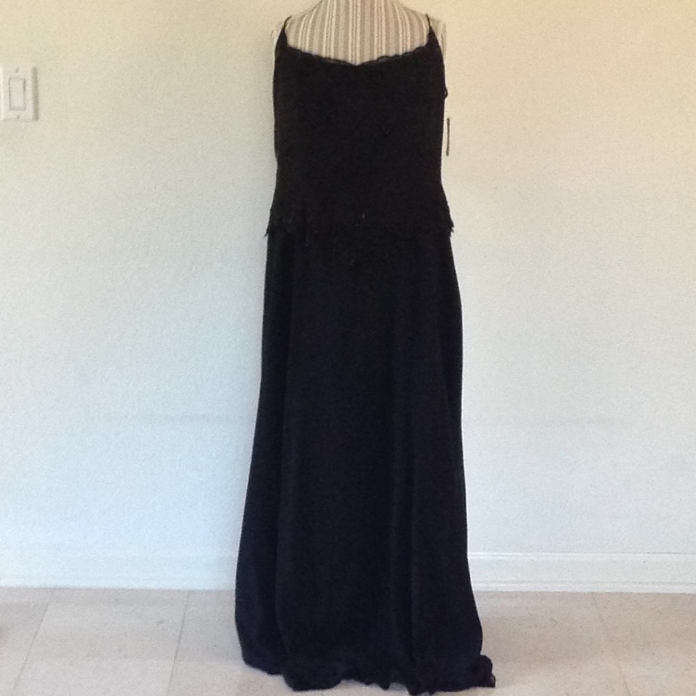 Lovely silky evening gown.